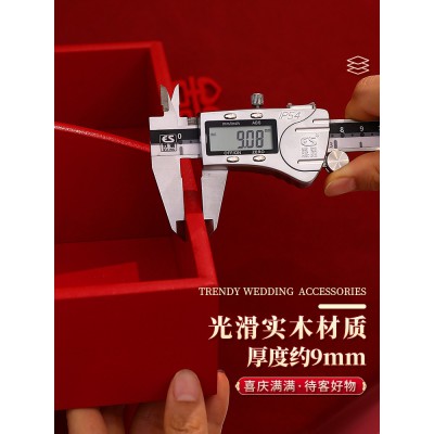 早生贵子干果盒订婚摆件红色中式婚礼结婚四格糖果盒婚庆家用客厅图4