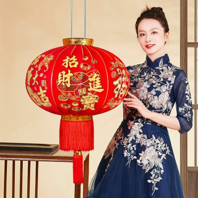 2023新款过新年兔年春节恭喜发财大红绒布灯笼挂饰大门口场景布置图4